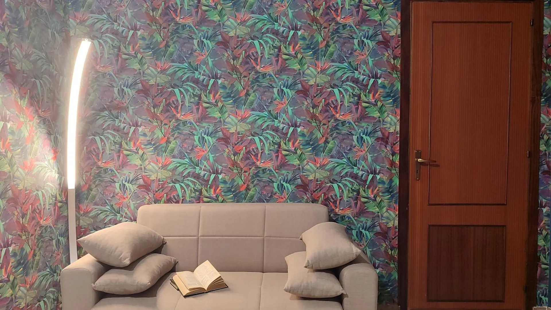 Ultreya - Free Street Parking Villa Palermo Holiday home