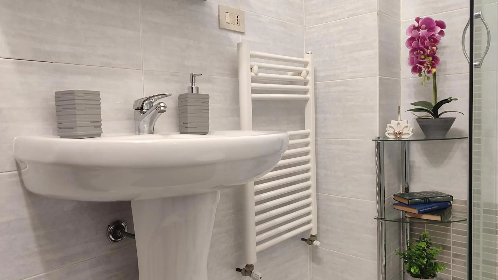 Ultreya - Free Street Parking Villa Palermo Holiday home