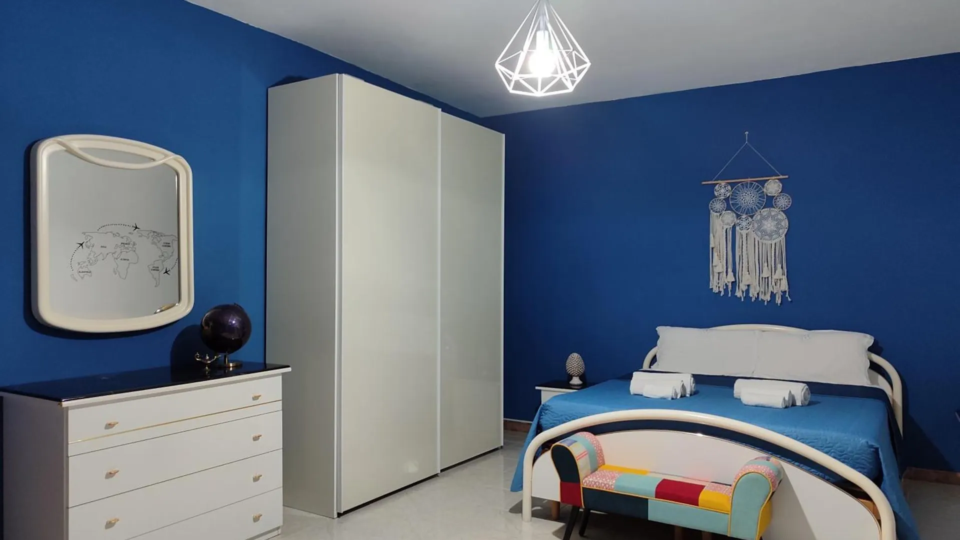 Holiday home Ultreya - Free Street Parking Villa Palermo Italy